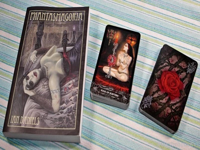 The Tarot of Vampyres