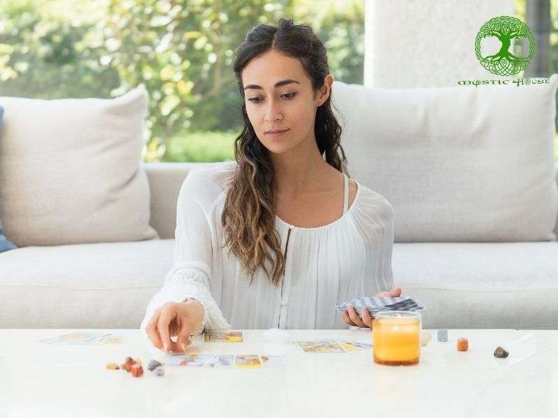 Lời khuyên từ các chuyên gia khi chọn bộ bài tarot là gì