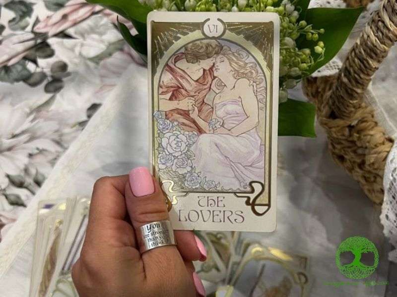 Lá the lovers ngược