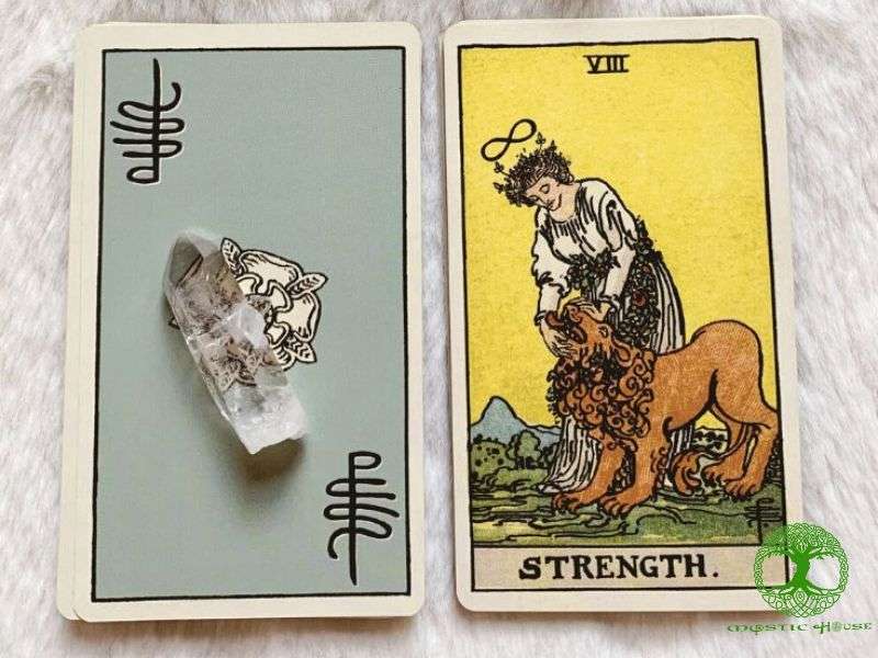 Lá bài Strength mang đến những mặt tích cực