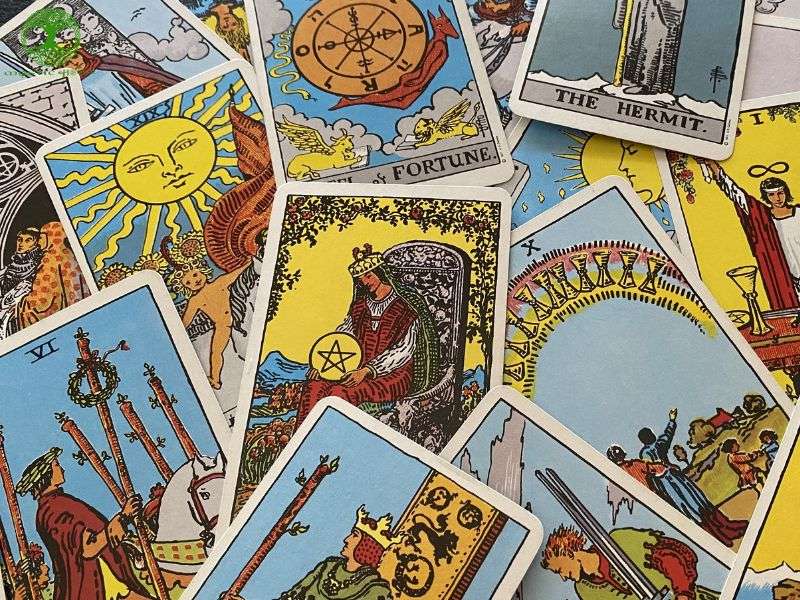 Tư duy nền tảng khi tiếp cận tarot là gì
