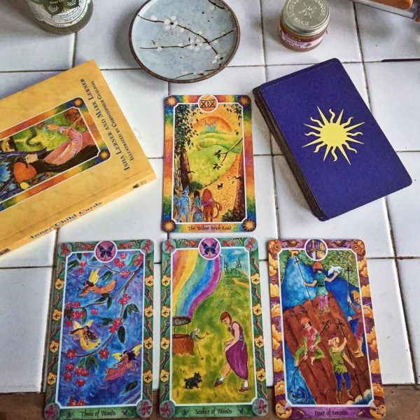 Inner Child Cards – A Fairy Tale Tarot 12