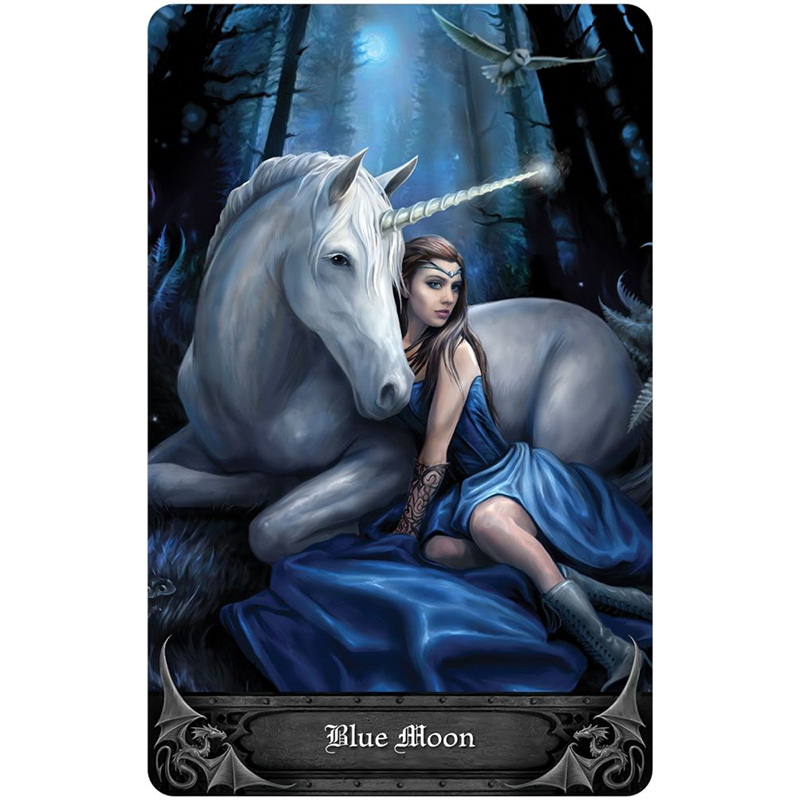 Bộ Bài Anne Stokes Gothic Oracle - Thế Giới Gothic Tâm Linh