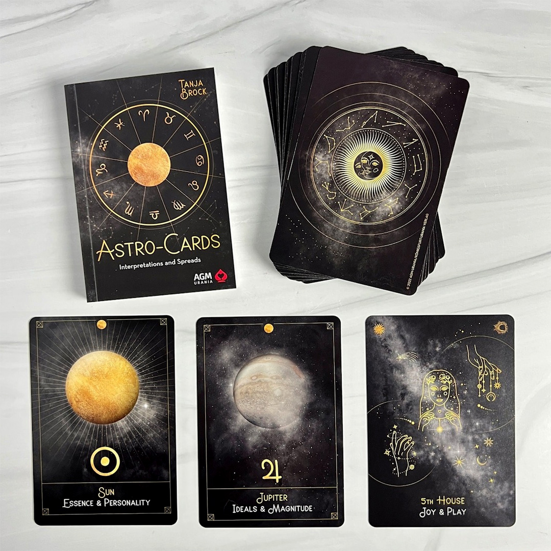 Bộ Bài Astro-Cards Oracle - Giải Mã Thông Điệp Từ Vũ Trụ