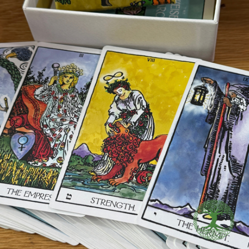 Chiêm Nghiệm Cuộc Sống Qua Tarot: Hiểu Như Thế Nào Và Cách Phản Chiếu Bản Thân Qua Bài Tarot 109